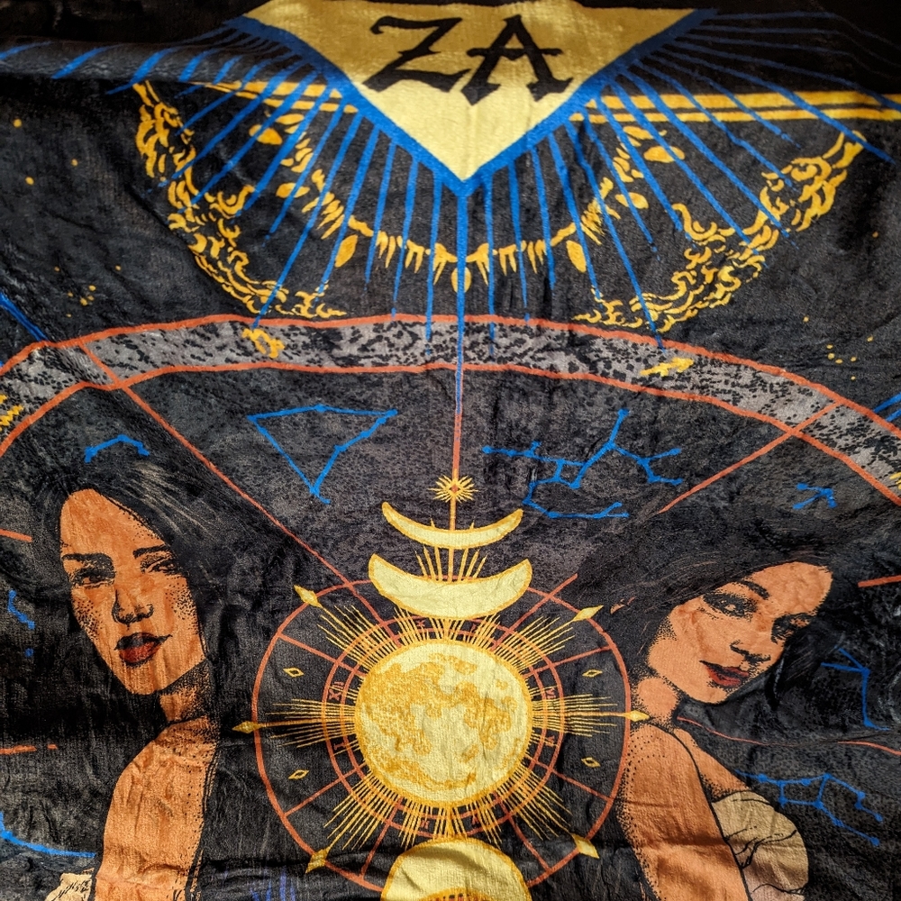 Zodiac Academy blanket
